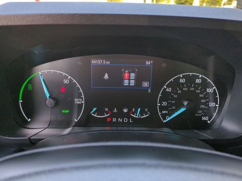 Used 2022 Ford Maverick XLT image 24