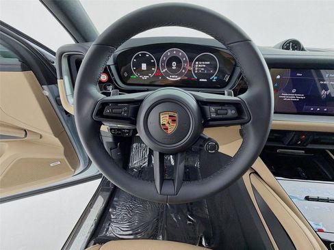 New 2026 Porsche Cayenne Coupe image 13