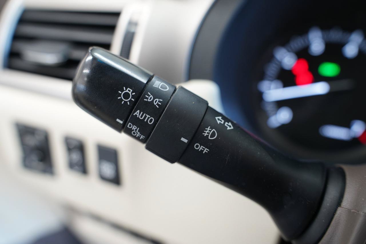 Used 2016 Lexus GX 460 w/ Premium Package AWD/4WD image 14