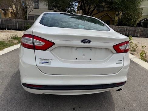 Used 2014 Ford Fusion SE w/ Equipment Group 202A image 13