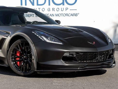 Used 2016 Chevrolet Corvette Z06 w/ 3LZ Preferred Equipment Group RWD image 5