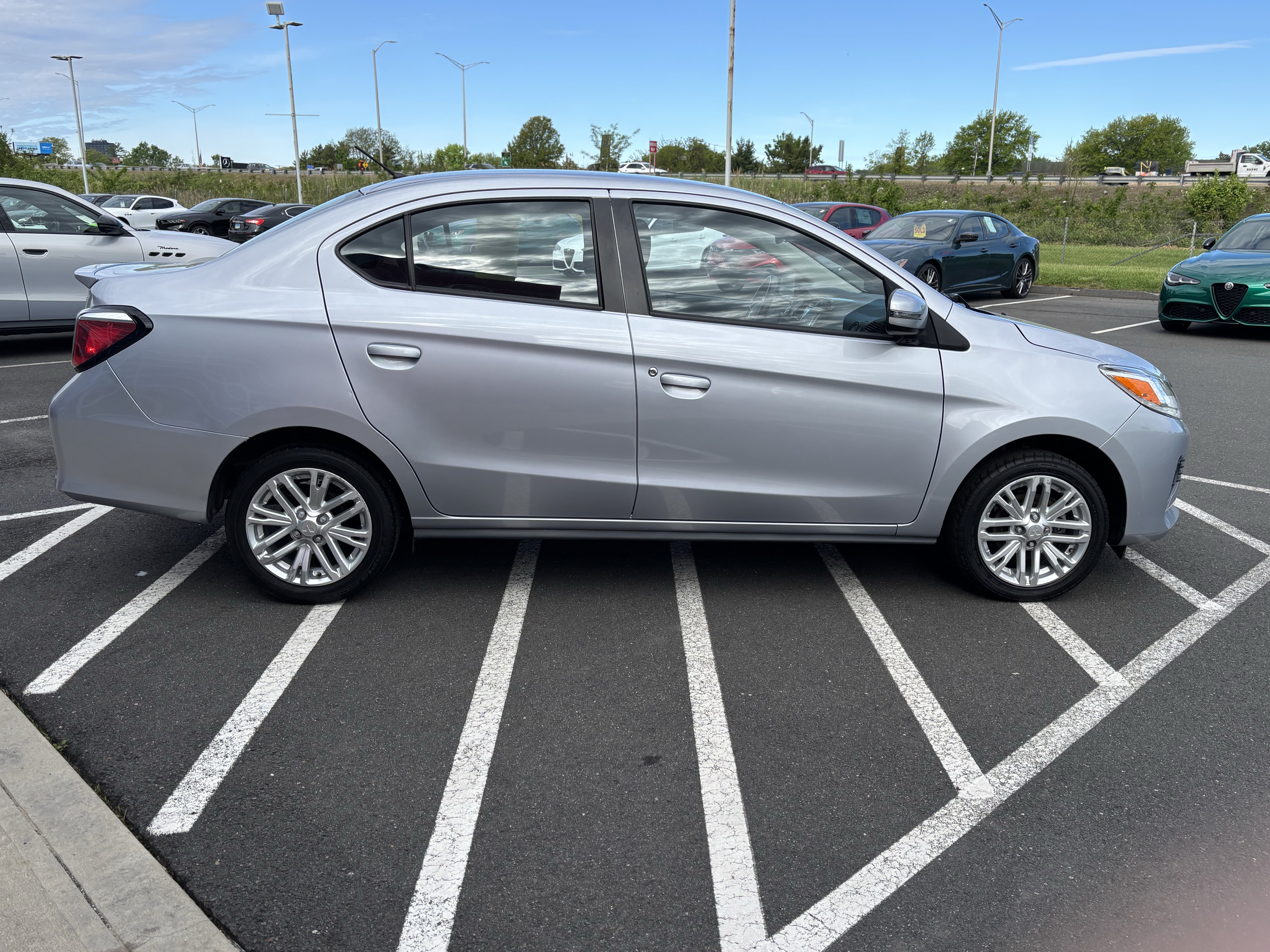 Used 2024 Mitsubishi Mirage G4 SE FWD image 11