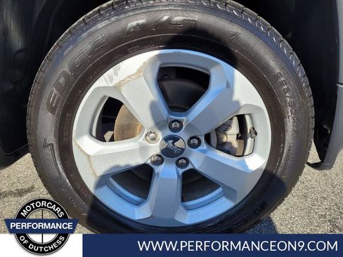 Used 2018 Jeep Compass Latitude w/ Popular Equipment Group image 9