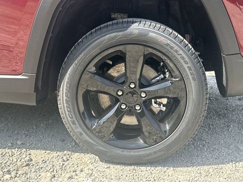 New 2025 Jeep Grand Cherokee L Limited w/ Black Appearance Package RWD image 19