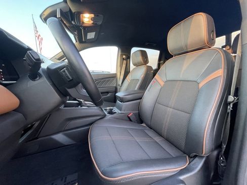 Used 2023 GMC Canyon AT4 w/ Technology Package image 19