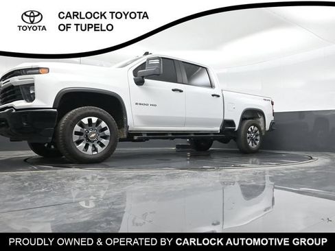 Used 2025 Chevrolet Silverado 2500 Custom w/ Custom Value Package AWD/4WD image 37