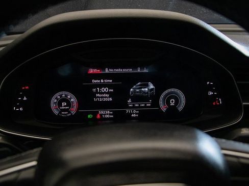 Used 2021 Audi Q8 Premium Plus image 33