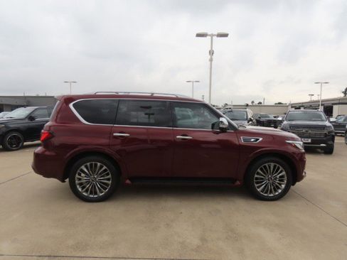 Used 2021 INFINITI QX80 Sensory w/ All-Season Package RWD image 8