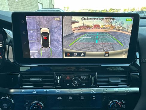 New 2026 Nissan Pathfinder Platinum AWD/4WD image 35