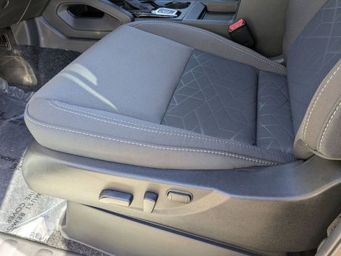 New 2026 Nissan Frontier SV w/ SV Convenience Package image 13