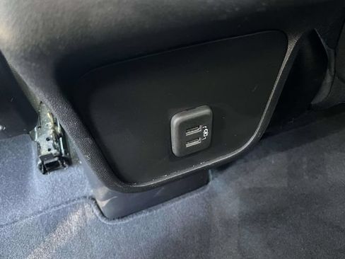 Used 2022 Chevrolet Equinox LT FWD image 13