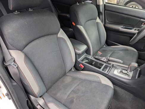 Used 2017 Subaru Crosstrek 2.0i Premium AWD/4WD image 16