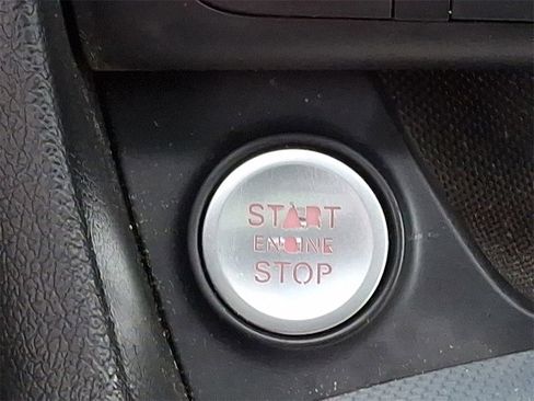 Used 2018 Audi Q3 2.0T Premium Plus w/ Premium Plus Package image 24