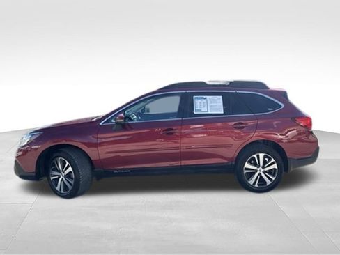 Used 2018 Subaru Outback 2.5i Limited w/ Popular Package #2 AWD/4WD image 4