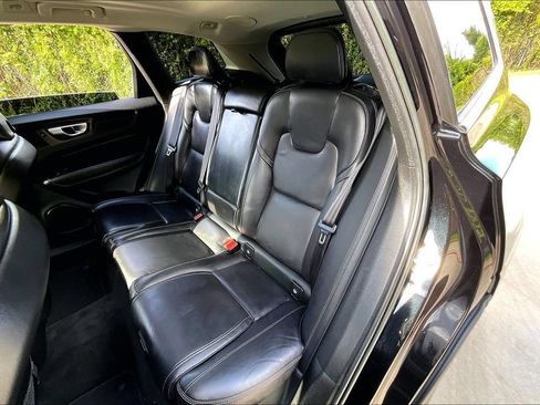 Used 2023 Volvo XC60 B6 Ultimate w/ Protection Package Premier AWD/4WD image 35