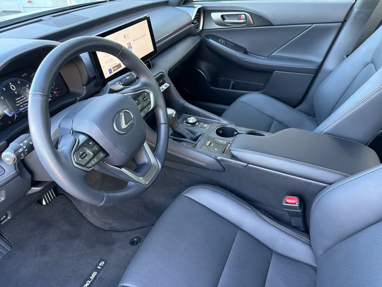 Used 2026 Lexus IS 350 F Sport w/ Accessory Package Z1 AWD/4WD image 11