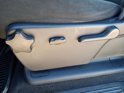 Used 2013 Chevrolet Silverado 2500 LT w/ Interior Plus Package image 17