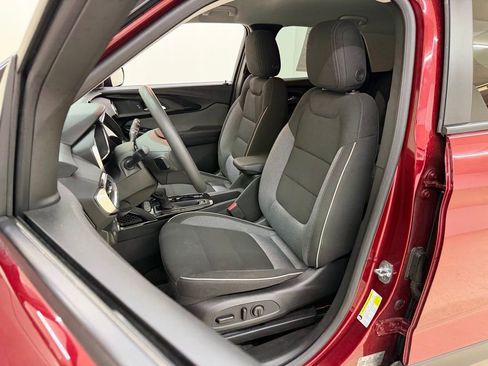 Used 2023 Chevrolet TrailBlazer LT w/ Convenience Package FWD image 18