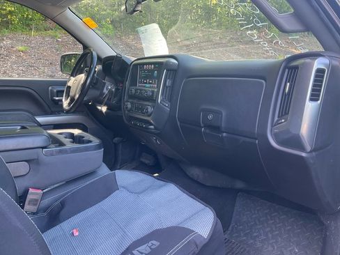 Used 2018 Chevrolet Silverado 1500 LT w/ Trailering Package AWD/4WD image 11