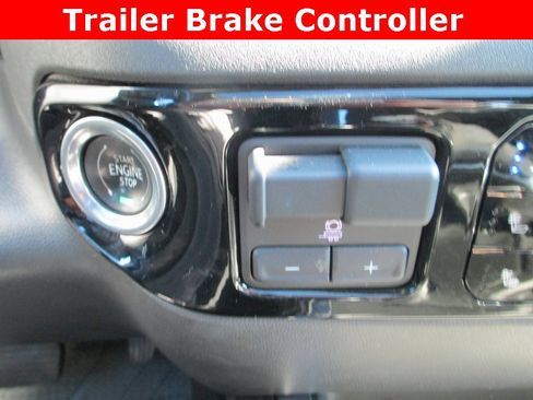 Certified 2022 Chevrolet Silverado 1500 LTZ w/ LTZ Premium Package image 17