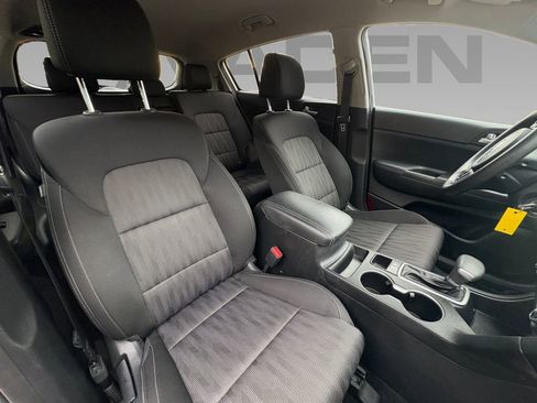 Used 2019 Kia Sportage LX image 10