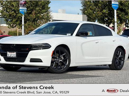 Used 2023 Dodge Charger SXT w/ Blacktop Package image 1