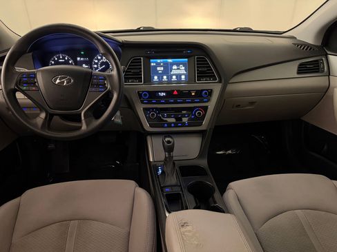 Used 2016 Hyundai Sonata SE image 16