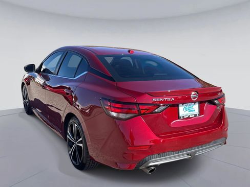 Used 2022 Nissan Sentra SR w/ Electronics Package image 6