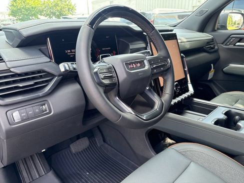 New 2026 GMC Acadia AT4 w/ Super Cruise Package AWD/4WD image 10