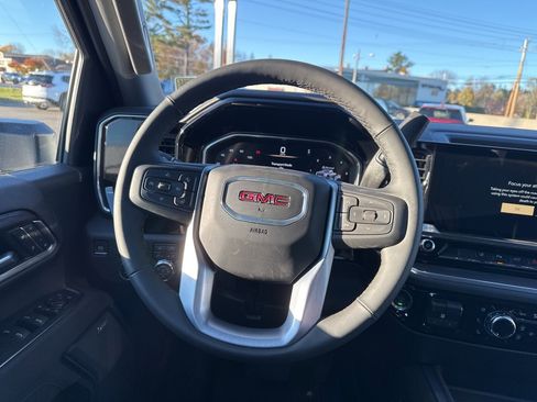 New 2026 GMC Sierra 2500 SLT w/ SLT Premium Package image 13