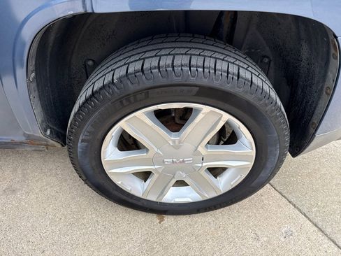 Used 2011 GMC Terrain SLT image 17