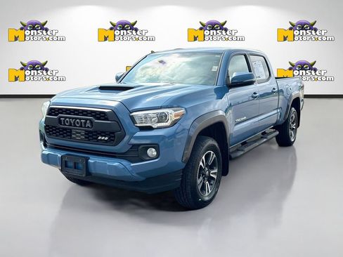 Used 2019 Toyota Tacoma SR5 AWD/4WD image 1