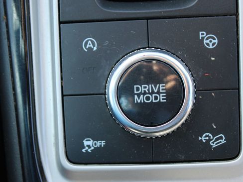 Used 2022 Ford Explorer ST w/ Equipment Group 401A AWD/4WD image 32