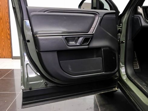 Used 2022 Rivian R1T Launch Edition image 45