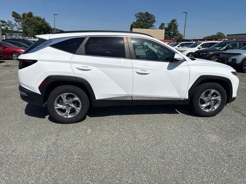 Used 2023 Hyundai Tucson SEL AWD/4WD image 2