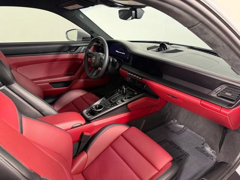 Certified 2025 Porsche 911 Carrera 4 GTS AWD/4WD image 15