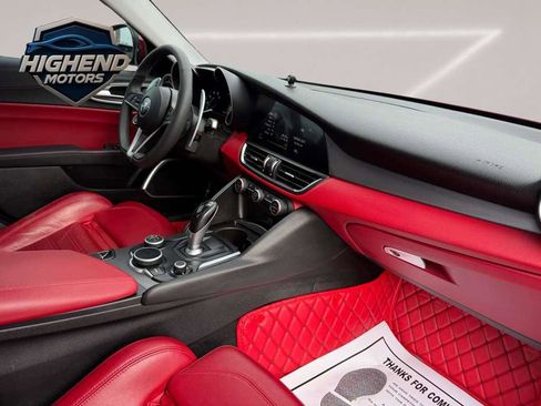 Used 2019 Alfa Romeo Giulia Ti Sport w/ Quick Order Package 22U Sport image 23