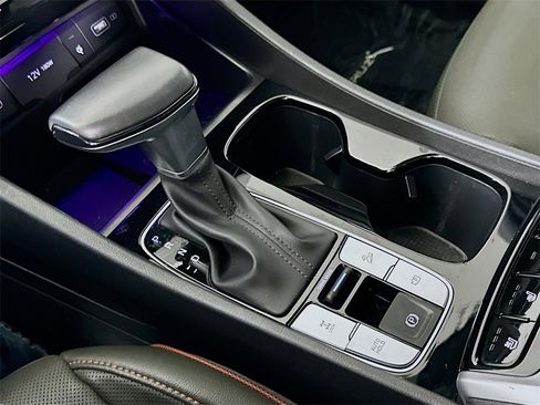 Used 2024 Hyundai Santa Cruz Limited image 32