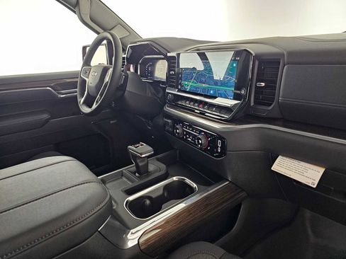 New 2026 Chevrolet Silverado 1500 LT Trail Boss w/ Convenience Package II image 11