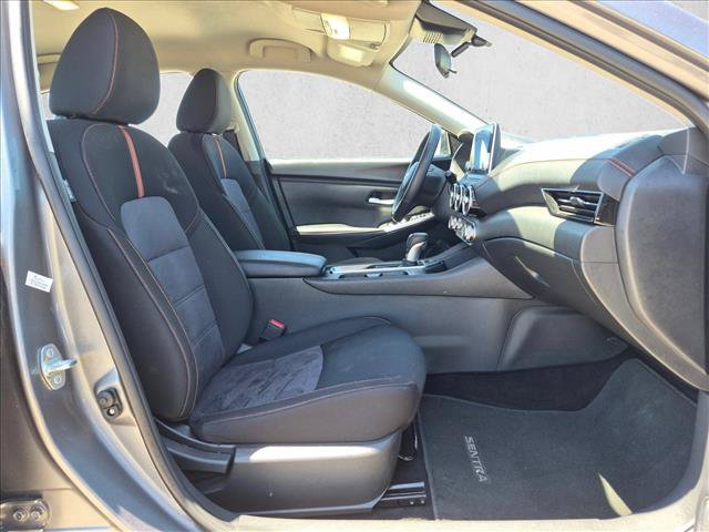 Used 2025 Nissan Sentra SR FWD image 21
