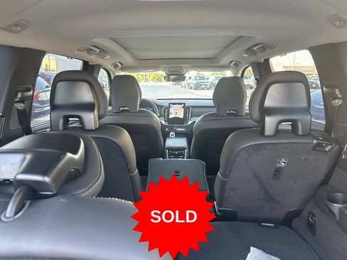 Used 2025 Volvo XC90 T8 Ultra AWD/4WD image 15