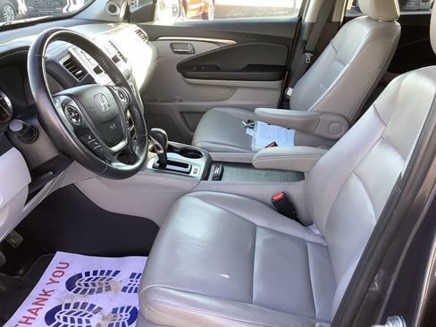 Used 2018 Honda Ridgeline RTL image 11