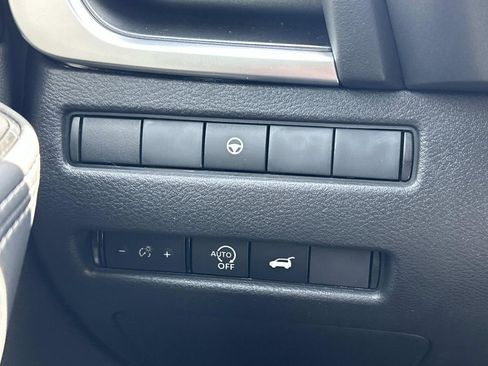 New 2026 Nissan Rogue SV FWD image 27