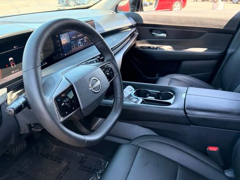 Certified 2025 Nissan Murano SV AWD/4WD image 17