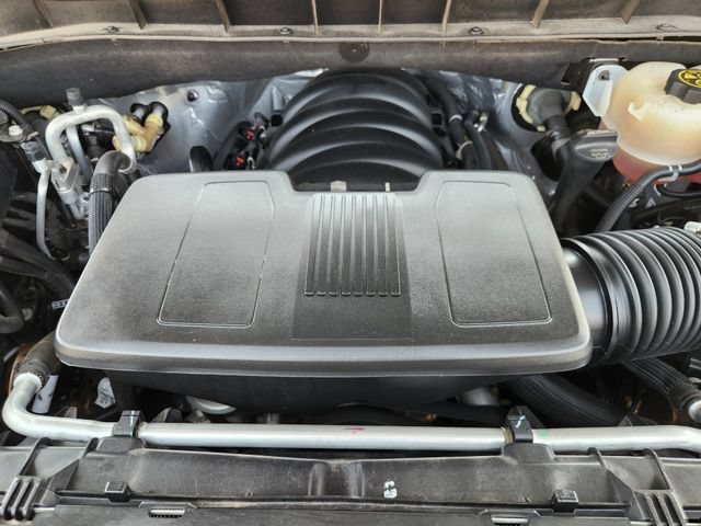 Used 2024 Chevrolet Tahoe RST w/ Luxury Package AWD/4WD image 33