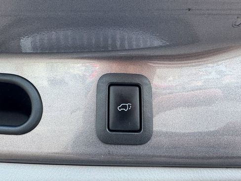 Used 2015 Toyota Highlander Limited Platinum image 14