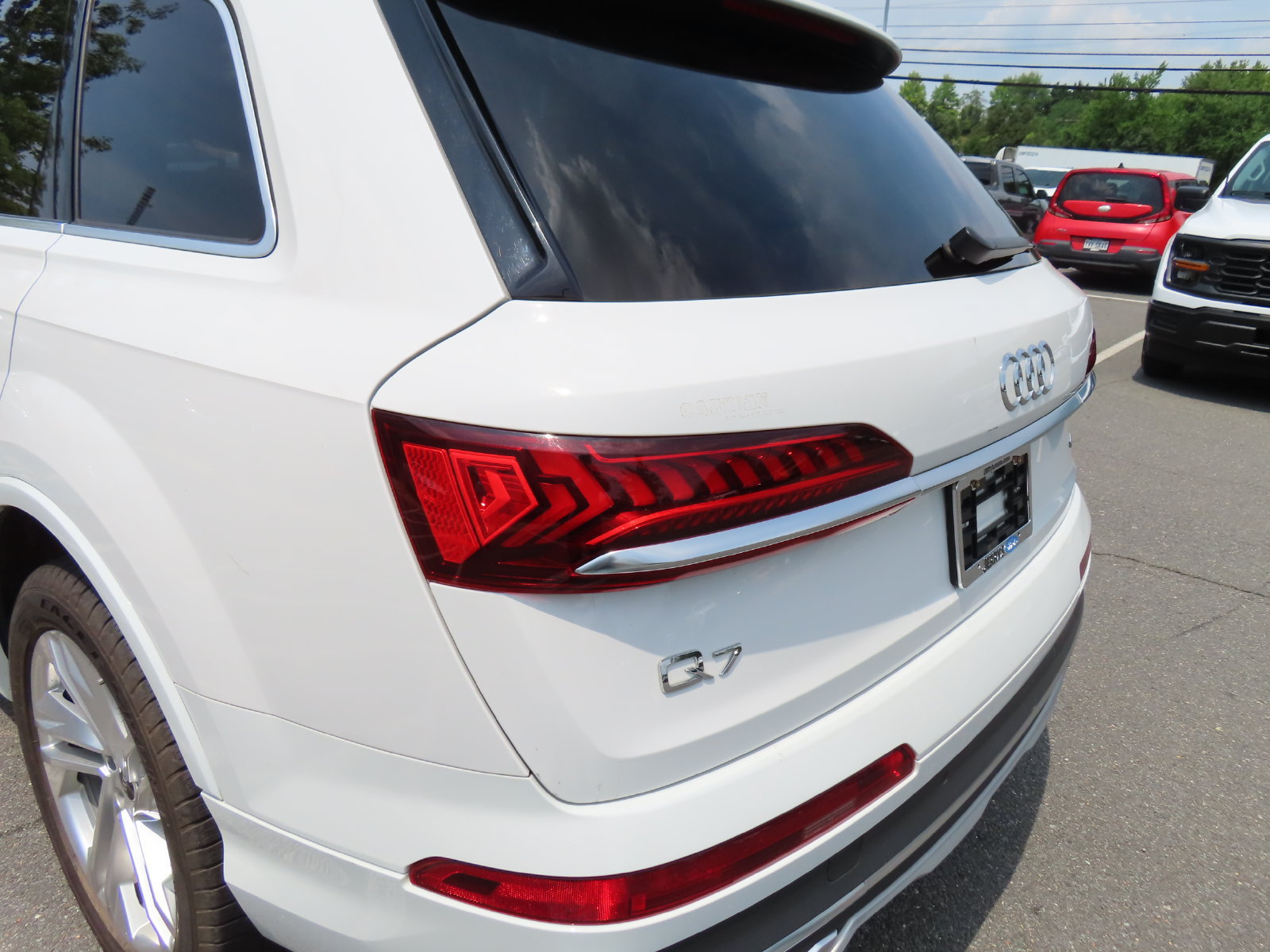 Used 2023 Audi Q7 3.0T Premium Plus AWD/4WD image 10