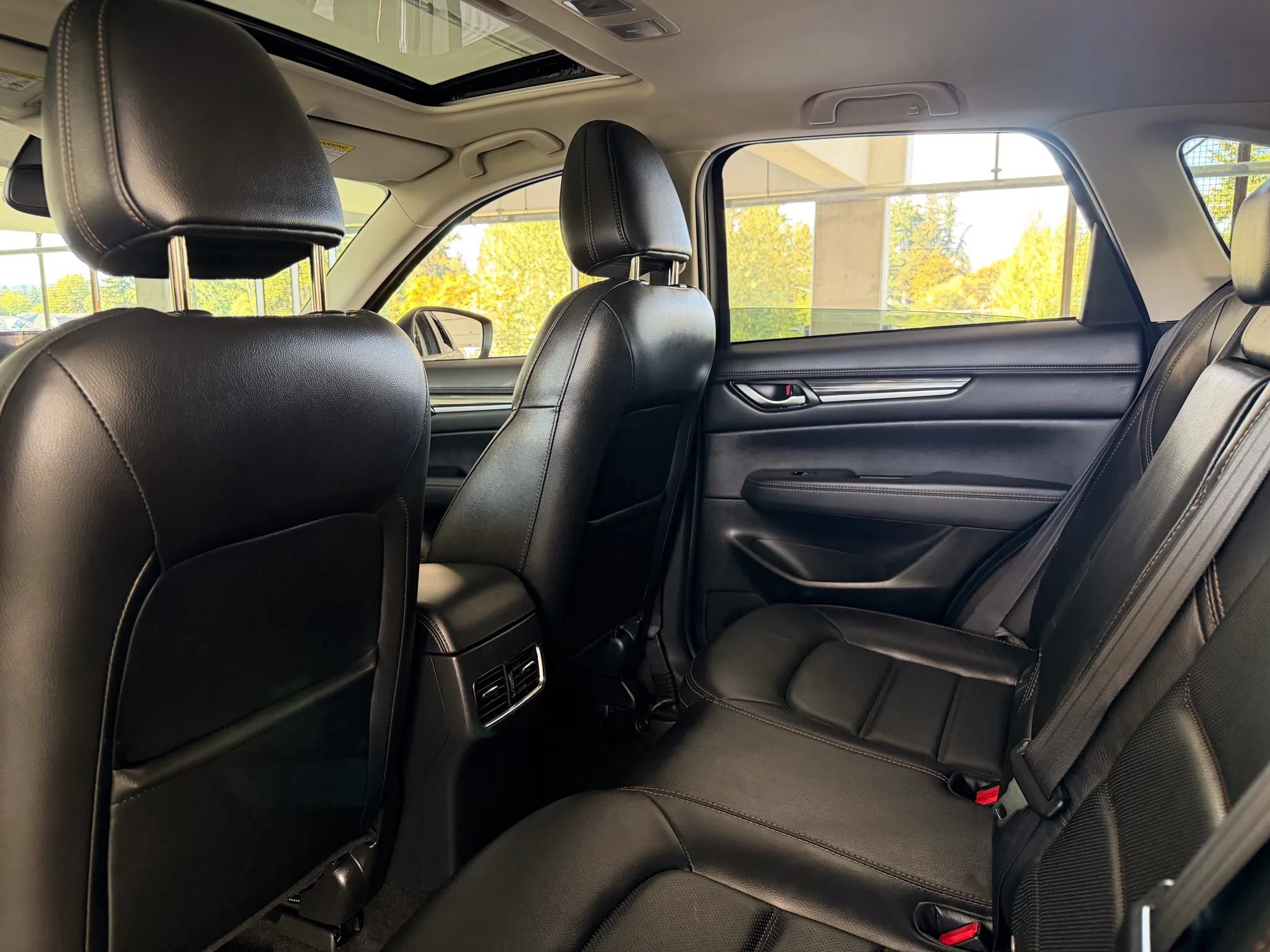 Used 2022 MAZDA CX-5 AWD 2.5 S w/ Premium Package image 18