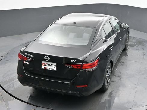 Used 2024 Nissan Sentra SV FWD image 21