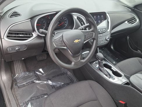 Used 2024 Chevrolet Malibu LT FWD image 16